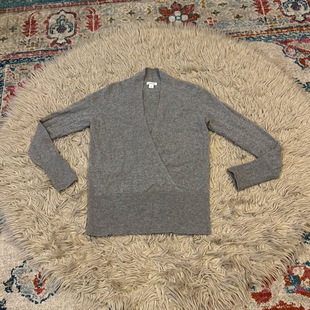 Sundance cashmere sweater size small